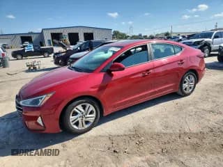 ✅ 2019 Hyundai Elantra Limited • VIN: KMHD84LF5KU781784 • Lot: 86787835. Listed on Copart with 58,198 mi. Free auction sales archive from the USA and detailed vehicle history report at DreamBid. Image 1.