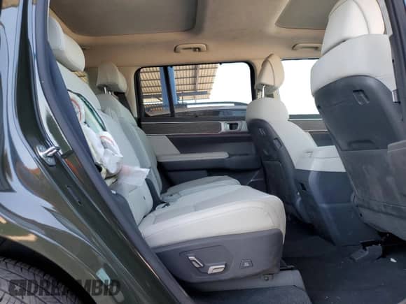 2025 Hyundai Santa Fe Calligraphy z VIN 5NMP54G16SH017930, wystawiony jako Copart lot #54257615 z przebiegiem 8 250 mil mil oraz Szkoda całkowita • Salvage title. Historia ofert i sprzedaży dostępna na DreamBid. Obrazek 11.