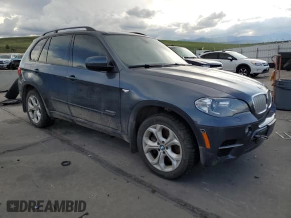 ✅ 2013 BMW X5 xDrive50i • VIN: 5UXZV8C55DL426753 • Lot: 61304835. Wystawiony na Copart z przebiegiem 107 672 mil. Bezpłatny archiwum sprzedaży aukcyjnych z USA i szczegółowy raport historii pojazdu na DreamBid. Zdjęcie 4.