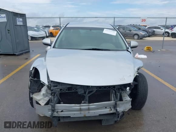 ✅ 2013 Mazda 6 i Sport • VIN: 1YVHZ8BH9D5M08834 • Лот: 42652545. Опубликован ранее на IAAI с пробегом 199 495 миль. Бесплатный доступ к архиву аукционных продаж из США и подробный отчёт об истории автомобиля на DreamBid. Изображение 13.