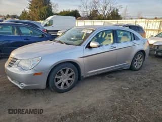 ✅ 2008 Chrysler Sebring Touring • VIN: 1C3LC56R08N300955 • Лот: 94442615. Опубликован ранее на Copart с пробегом 135 844 миль. Бесплатный доступ к архиву аукционных продаж из США и подробный отчёт об истории автомобиля на DreamBid. Изображение 1.