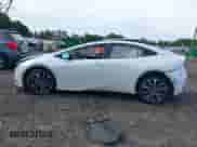 2024 Toyota Prius SE with VIN JTDACACU2R3024408, listed as a IAAI auction lot 43114921 with 18,724 mi miles and . Bid and sale history available at DreamBid. Image 14.