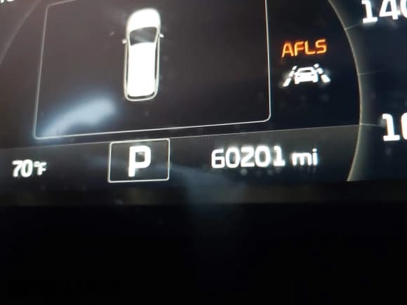 ✅ 2017 Kia Sorento SX • VIN: 5XYPKDA57HG298644 • Lot: 41472383. Listed on IAAI with 60,201 mi. Free auction sales archive from the USA and detailed vehicle history report at DreamBid. Image 15.