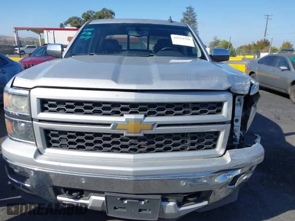 2015 Chevrolet Silverado 1500 LTZ z VIN 3GCUKSEC9FG258290, wystawiony jako IAAI lot #43514218 z przebiegiem 168 385 mil mil oraz . Historia ofert i sprzedaży dostępna na DreamBid. Obrazek 13.