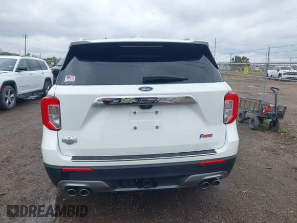 ✅ 2023 Ford Explorer King Ranch • VIN: 1FM5K7LC4PGC11486 • Lot: 41365541. Wystawiony na IAAI z przebiegiem 6 271 mil. Bezpłatny archiwum sprzedaży aukcyjnych z USA i szczegółowy raport historii pojazdu na DreamBid. Zdjęcie 16.