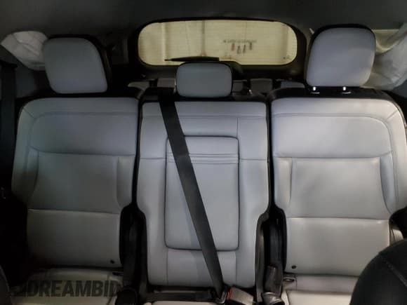 ✅ 2021 Ford Explorer XLT • VIN: 1FMSK7DH3MGA77773 • Lot: 90429055. Wystawiony na Copart z przebiegiem 106 467 mil. Bezpłatny archiwum sprzedaży aukcyjnych z USA i szczegółowy raport historii pojazdu na DreamBid. Zdjęcie 10.