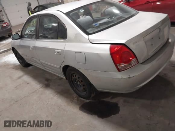 ✅ 2005 Hyundai Elantra GLS • VIN: KMHDN46D25U017883 • Lot: 41239884. Wystawiony na IAAI z przebiegiem 138 044 mil. Bezpłatny archiwum sprzedaży aukcyjnych z USA i szczegółowy raport historii pojazdu na DreamBid. Zdjęcie 3.