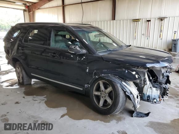 ✅ 2016 Ford Explorer XLT • VIN: 1FM5K8D82GGA09486 • Lot: 54996575. Wystawiony na Copart z przebiegiem 84 490 mil. Bezpłatny archiwum sprzedaży aukcyjnych z USA i szczegółowy raport historii pojazdu na DreamBid. Zdjęcie 4.