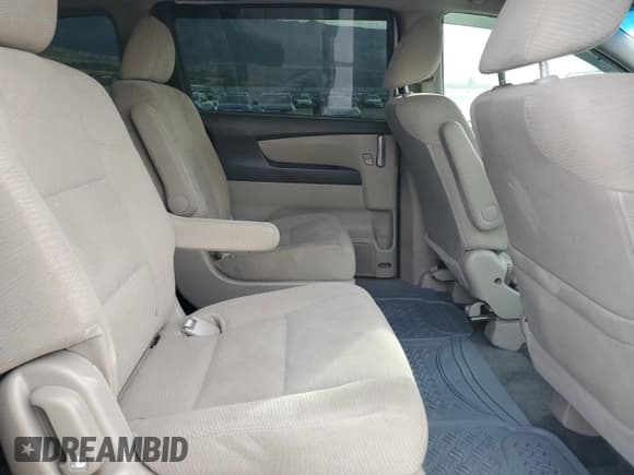 ✅ 2013 Honda Odyssey LX • VIN: 5FNRL5H2XDB082747 • Lot: 80600695. Listed on Copart with 110,873 mi. Free auction sales archive from the USA and detailed vehicle history report at DreamBid. Image 11.