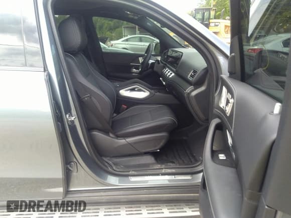 ✅ 2024 Mercedes-Benz GLS 450 • VIN: 4JGFF5KE3RB086948 • Lot: 42259419. Wystawiony na IAAI z przebiegiem 24 657 mil. Bezpłatny archiwum sprzedaży aukcyjnych z USA i szczegółowy raport historii pojazdu na DreamBid. Zdjęcie 5.