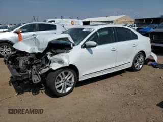 ✅ 2017 Volkswagen Jetta SEL • VIN: 3VWL17AJ2HM241672 • Lot: 71655505. Wystawiony na Copart z przebiegiem 148 371 mil. Bezpłatny archiwum sprzedaży aukcyjnych z USA i szczegółowy raport historii pojazdu na DreamBid. Zdjęcie 1.