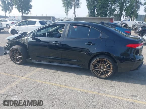 ✅ 2024 Toyota Corolla LE • VIN: 5YFB4MCE9RP176172 • Lot: 42461561. Listed on IAAI with 12,503 mi. Free auction sales archive from the USA and detailed vehicle history report at DreamBid. Image 15.