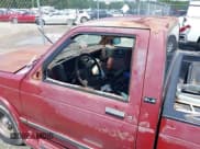 ✅ 1992 GMC Sonoma • VIN: 1GTCS14Z5N8518555 • Lot: 42768862. Wystawiony na IAAI z przebiegiem 209 068 mil. Bezpłatny archiwum sprzedaży aukcyjnych z USA i szczegółowy raport historii pojazdu na DreamBid. Zdjęcie 6.