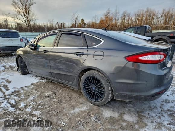 ✅ 2016 Ford Fusion SE • VIN: 3FA6P0HD8GR265553 • Lot: 93946515. Listed on Copart with 162,913 mi. Free auction sales archive from the USA and detailed vehicle history report at DreamBid. Image 2.