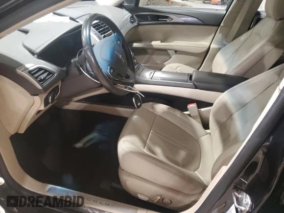 ✅ 2020 Lincoln MKZ Standard • VIN: 3LN6L5B93LR622764 • Lot: 53276885. Listed on Copart with 29,953 mi. Free auction sales archive from the USA and detailed vehicle history report at DreamBid. Image 7.