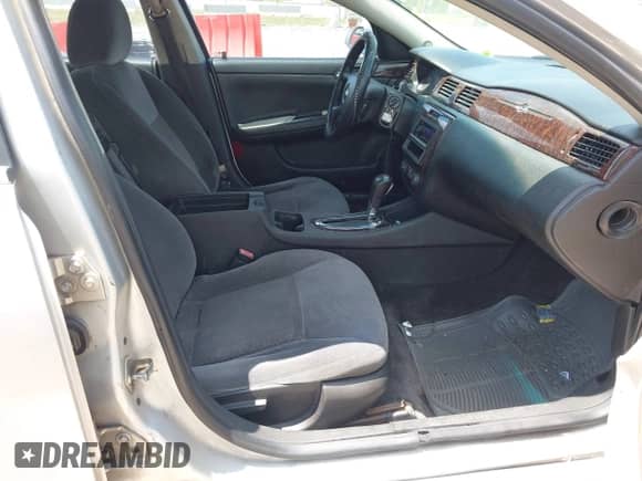 2012 Chevrolet Impala LT Fleet z VIN 2G1WG5E36C1142618, wystawiony jako IAAI lot #42926695 z przebiegiem 249 961 mil mil oraz . Historia ofert i sprzedaży dostępna na DreamBid. Obrazek 5.