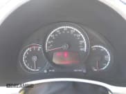 ✅ 2013 Volkswagen Beetle 2.5L • VIN: 3VWJP7AT8DM617745 • Lot: 43493323. Wystawiony na IAAI z przebiegiem 118 418 mil. Bezpłatny archiwum sprzedaży aukcyjnych z USA i szczegółowy raport historii pojazdu na DreamBid. Zdjęcie 7.