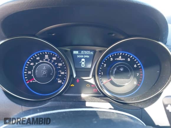 2013 Hyundai Genesis Coupe R-Spec с VIN KMHHT6KD2DU084006, выставлен на аукционе IAAI как лот 41630418 с пробегом 87 605 миль миль и . История ставок и продаж доступна на DreamBid. Изображение 7.