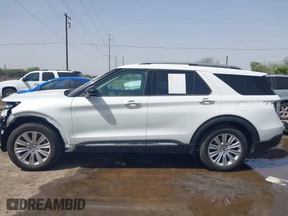 2024 Ford Explorer Limited с VIN 1FMSK7FH7RGA88442, выставлен на аукционе IAAI как лот 41726984 с пробегом 5 120 миль миль и . История ставок и продаж доступна на DreamBid. Изображение 15.