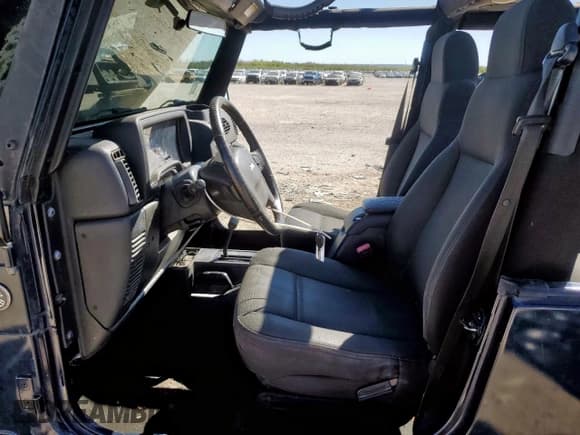 ✅ 2006 Jeep Wrangler Unlimited LWB • VIN: 1J4FA44S96P788152 • Лот: 90716915. Опубликован ранее на Copart с пробегом 176 263 миль. Бесплатный доступ к архиву аукционных продаж из США и подробный отчёт об истории автомобиля на DreamBid. Изображение 7.