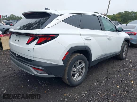 ✅ 2025 Hyundai Tucson SE • VIN: 5NMJACDE2SH485785 • Lot: 43303199. Wystawiony na IAAI z przebiegiem 3 975 mil. Bezpłatny archiwum sprzedaży aukcyjnych z USA i szczegółowy raport historii pojazdu na DreamBid. Zdjęcie 4.