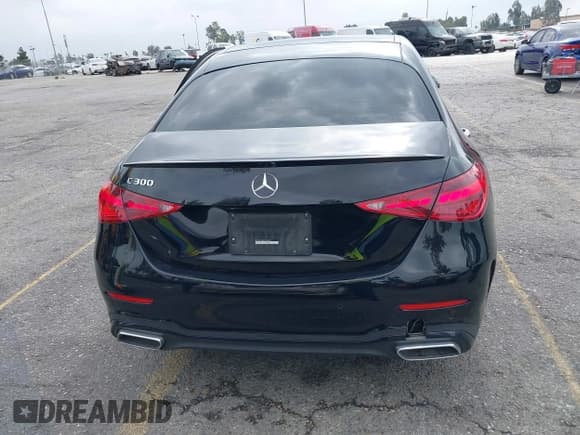 ✅ 2023 Mercedes-Benz C 300 • VIN: W1KAF4GB8PR136695 • Lot: 42115857. Listed on IAAI with 87,685 mi. Free auction sales archive from the USA and detailed vehicle history report at DreamBid. Image 16.