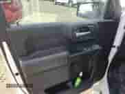 2023 Chevrolet Silverado 1500 Work Truck z VIN 1GCUDAED3PZ183973, wystawiony jako IAAI lot #43624318 z przebiegiem 66 196 mil mil oraz . Historia ofert i sprzedaży dostępna na DreamBid. Obrazek 9.