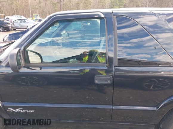 ✅ 2002 Chevrolet Blazer LS • VIN: 1GNCS18W72K201625 • Lot: 41307980. Wystawiony na IAAI z przebiegiem 114 422 mil. Bezpłatny archiwum sprzedaży aukcyjnych z USA i szczegółowy raport historii pojazdu na DreamBid. Zdjęcie 14.