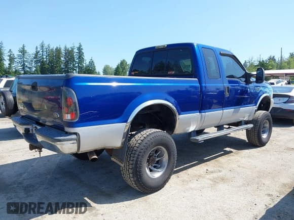✅ 1999 Ford F-250 XL • VIN: 1FTNX21L2XEA95499 • Lot: 42426420. Listed on IAAI with 198,965 mi. Free auction sales archive from the USA and detailed vehicle history report at DreamBid. Image 4.