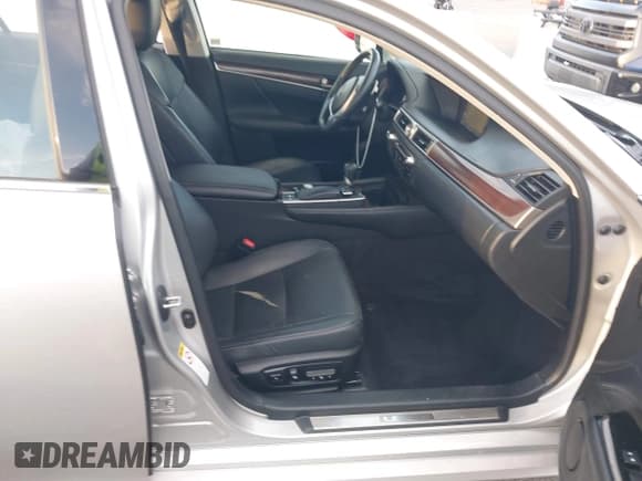✅ 2013 Lexus GS 350 • VIN: JTHBE1BL5D5023711 • Lot: 43727852. Listed on IAAI with 107,549 mi. Free auction sales archive from the USA and detailed vehicle history report at DreamBid. Image 5.