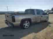 2001 Chevrolet Silverado 1500 LT z VIN 1GCEC19T01Z328774, wystawiony jako Copart lot #51870105 z przebiegiem Nie podano mil oraz Szkoda całkowita • Salvage title. Historia ofert i sprzedaży dostępna na DreamBid. Obrazek 3.