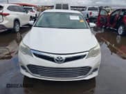 ✅ 2015 Toyota Avalon XLE Touring • VIN: 4T1BK1EB1FU165099 • Lot: 43734705. Wystawiony na IAAI z przebiegiem 166 101 mil. Bezpłatny archiwum sprzedaży aukcyjnych z USA i szczegółowy raport historii pojazdu na DreamBid. Zdjęcie 12.