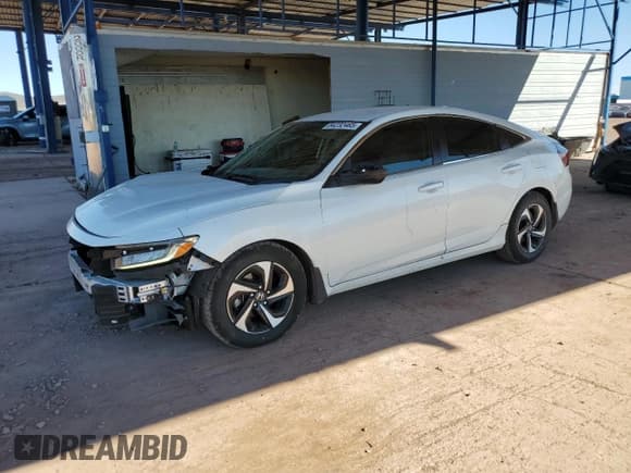 ✅ 2022 Honda Insight EX • VIN: 19XZE4F52NE016055 • Лот: 84232465. Опубликован ранее на Copart с пробегом 107 017 миль. Бесплатный доступ к архиву аукционных продаж из США и подробный отчёт об истории автомобиля на DreamBid. Изображение 1.