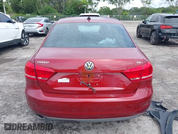 ✅ 2015 Volkswagen Passat Limited Edition • VIN: 1VWAT7A37FC047608 • Lot: 40495135. Listed on IAAI with 112,573 mi. Free auction sales archive from the USA and detailed vehicle history report at DreamBid. Image 17.