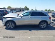 ✅ 2020 Mercedes-Benz GLC 300 • VIN: W1N0G8EB3LF807658 • Лот: 42732510. Опубликован ранее на IAAI с пробегом 66 857 миль. Бесплатный доступ к архиву аукционных продаж из США и подробный отчёт об истории автомобиля на DreamBid. Изображение 14.