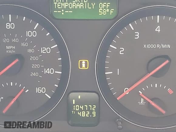 ✅ 2009 Volvo V50 • VIN: YV1MW390592470167 • Lot: 42473638. Listed on IAAI with 104,772 mi. Free auction sales archive from the USA and detailed vehicle history report at DreamBid. Image 16.