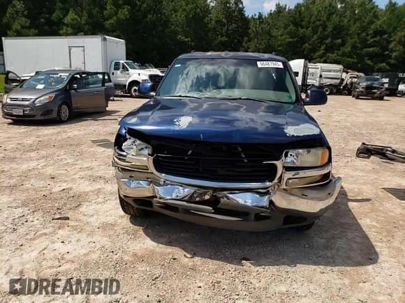 ✅ 2000 GMC Yukon SLE • VIN: 1GKEK13V1YJ104097 • Lot: 66487945. Wystawiony na Copart z przebiegiem 273 369 mil. Bezpłatny archiwum sprzedaży aukcyjnych z USA i szczegółowy raport historii pojazdu na DreamBid. Zdjęcie 15.