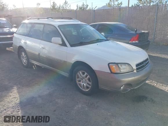 ✅ 2002 Subaru Legacy Outback Limited • VIN: 4S3BH686627646053 • Lot: 43599237. Wystawiony na IAAI z przebiegiem 265 653 mil. Bezpłatny archiwum sprzedaży aukcyjnych z USA i szczegółowy raport historii pojazdu na DreamBid. Zdjęcie 1.