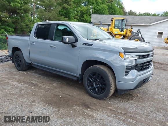 ✅ 2024 Chevrolet Silverado 1500 RST • VIN: 1GCUDEE87RZ193564 • Lot: 42321781. Listed on IAAI with 20,135 mi. Free auction sales archive from the USA and detailed vehicle history report at DreamBid. Image 1.