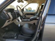 ✅ 2020 Land Rover Range Rover • VIN: SALGS4RY4LA582541 • Lot: 41920663. Wystawiony na Copart z przebiegiem 16 127 mil. Bezpłatny archiwum sprzedaży aukcyjnych z USA i szczegółowy raport historii pojazdu na DreamBid. Zdjęcie 7.