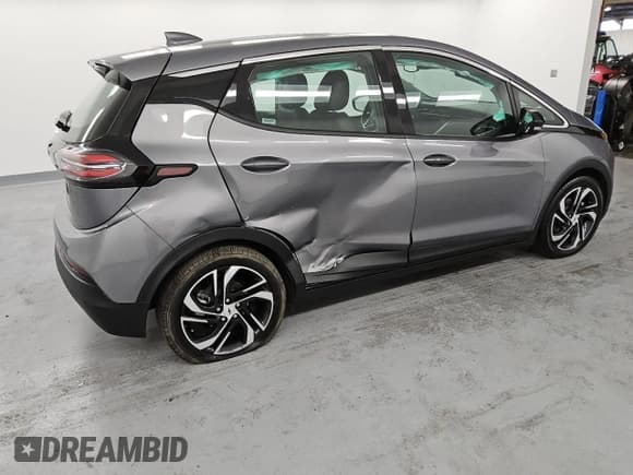 ✅ 2023 Chevrolet Bolt EV 2LT • VIN: 1G1FX6S04P4163915 • Lot: 78364184. Wystawiony na Copart z przebiegiem 28 829 mil. Bezpłatny archiwum sprzedaży aukcyjnych z USA i szczegółowy raport historii pojazdu na DreamBid. Zdjęcie 3.
