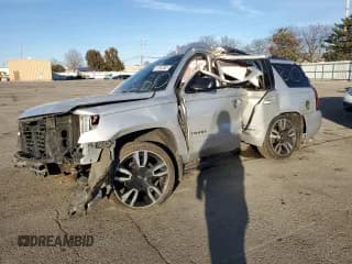 ✅ 2019 Chevrolet Tahoe Premier • VIN: 1GNSKCKJ8KR193787 • Lot: 92892605. Wystawiony na Copart z przebiegiem Nie podano. Bezpłatny archiwum sprzedaży aukcyjnych z USA i szczegółowy raport historii pojazdu na DreamBid. Zdjęcie 1.