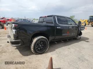 ✅ 2021 Chevrolet Silverado 1500 High Country • VIN: 3GCUYHED1MG235562 • Lot: 69134435. Wystawiony na Copart z przebiegiem 83 817 mil. Bezpłatny archiwum sprzedaży aukcyjnych z USA i szczegółowy raport historii pojazdu na DreamBid. Zdjęcie 3.