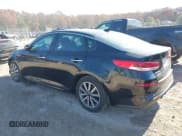 ✅ 2019 Kia Optima LX • VIN: 5XXGT4L38KG352019 • Lot: 43643166. Wystawiony na IAAI z przebiegiem 49 740 mil. Bezpłatny archiwum sprzedaży aukcyjnych z USA i szczegółowy raport historii pojazdu na DreamBid. Zdjęcie 3.