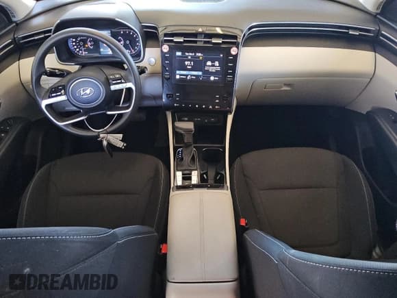 ✅ 2024 Hyundai Tucson SEL • VIN: 5NMJB3DEXRH340940 • Lot: 78738254. Wystawiony na Copart z przebiegiem 17 251 mil. Bezpłatny archiwum sprzedaży aukcyjnych z USA i szczegółowy raport historii pojazdu na DreamBid. Zdjęcie 8.