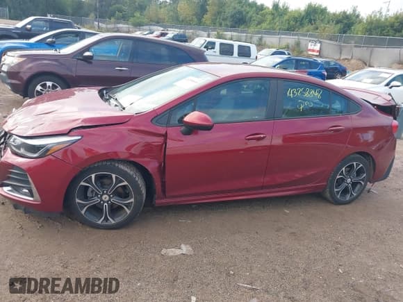 ✅ 2019 Chevrolet Cruze LT • VIN: 1G1BE5SM6K7101652 • Лот: 43258848. Опубликован ранее на IAAI с пробегом 58 247 миль. Бесплатный доступ к архиву аукционных продаж из США и подробный отчёт об истории автомобиля на DreamBid. Изображение 14.