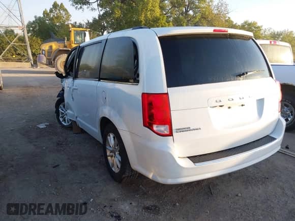 2018 Dodge Grand Caravan SXT z VIN 2C4RDGCG0JR240699, wystawiony jako IAAI lot #43320808 z przebiegiem 119 937 mil mil oraz . Historia ofert i sprzedaży dostępna na DreamBid. Obrazek 3.