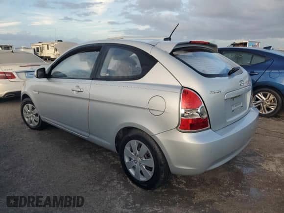 2011 Hyundai Accent GS с VIN KMHCM3AC2BU199765, выставлен на аукционе Copart как лот 74060424 с пробегом Не указан миль и Списание • Salvage title. История ставок и продаж доступна на DreamBid. Изображение 2.