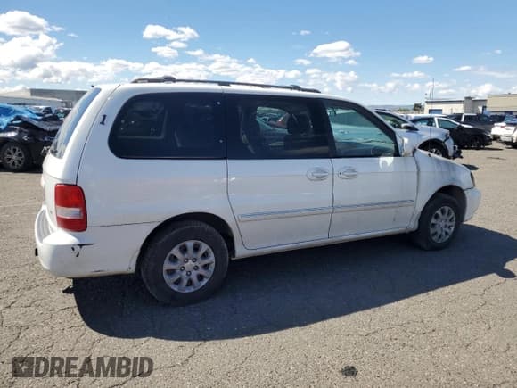 ✅ 2004 Kia Sedona LX • VIN: KNDUP131946538819 • Lot: 50098514. Wystawiony na Copart z przebiegiem Nie podano. Bezpłatny archiwum sprzedaży aukcyjnych z USA i szczegółowy raport historii pojazdu na DreamBid. Zdjęcie 3.