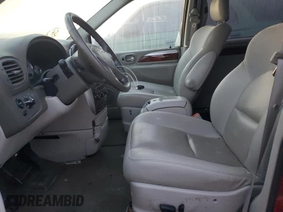 ✅ 2000 Ford Windstar SE • VIN: 2FMZA5243YBA31038 • Lot: 80267934. Listed on Copart with Not provided. Free auction sales archive from the USA and detailed vehicle history report at DreamBid. Image 7.